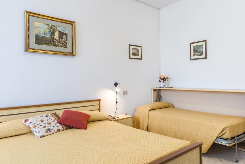 Hotel Cristina San Rocco di Piegara Esterno foto