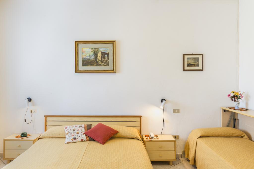 Hotel Cristina San Rocco di Piegara Esterno foto