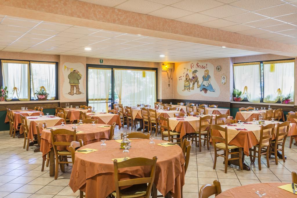 Hotel Cristina San Rocco di Piegara Esterno foto