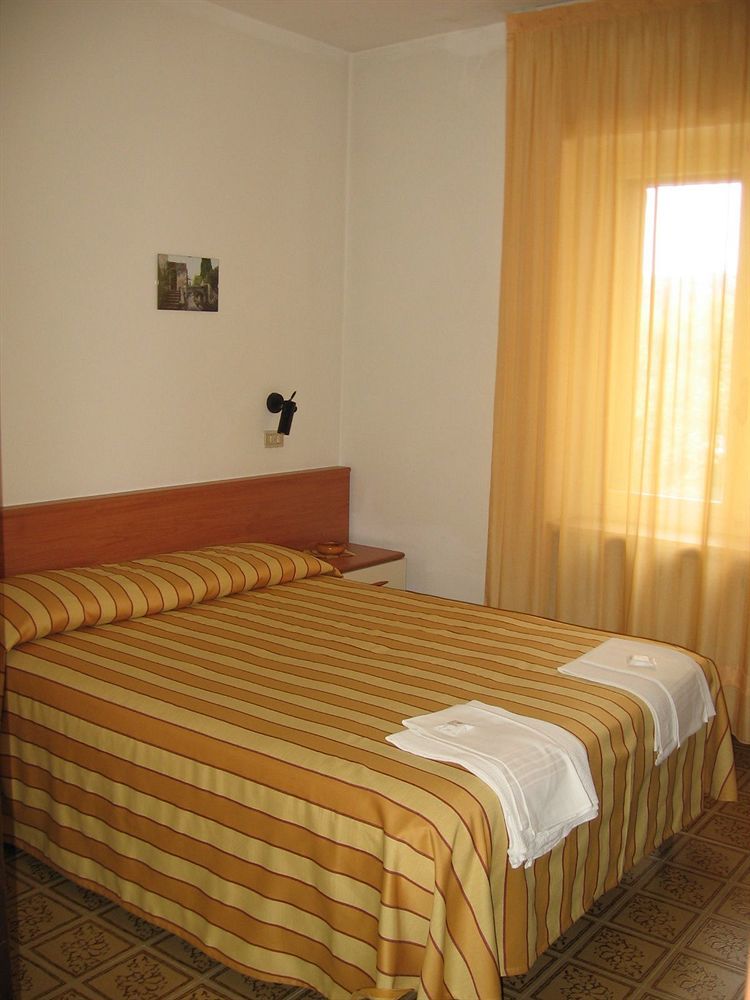 Hotel Cristina San Rocco di Piegara Esterno foto